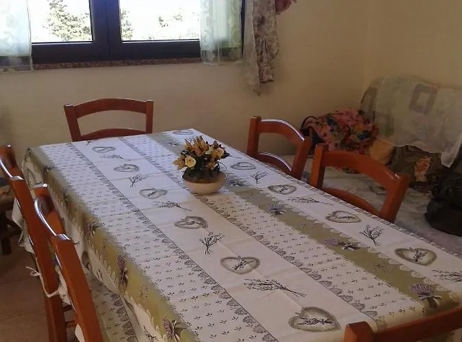 Bed & Breakfast La Finestra Vista Corsica 3*